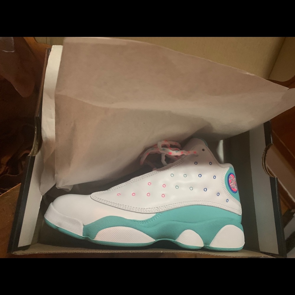 Jordan 13 Retro Aurora